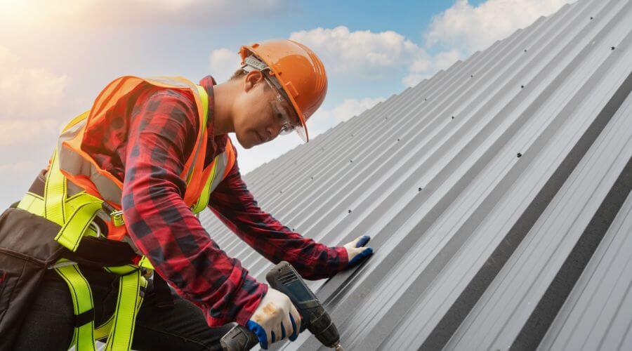 GAF roofing contractor in Bloomington, IL
